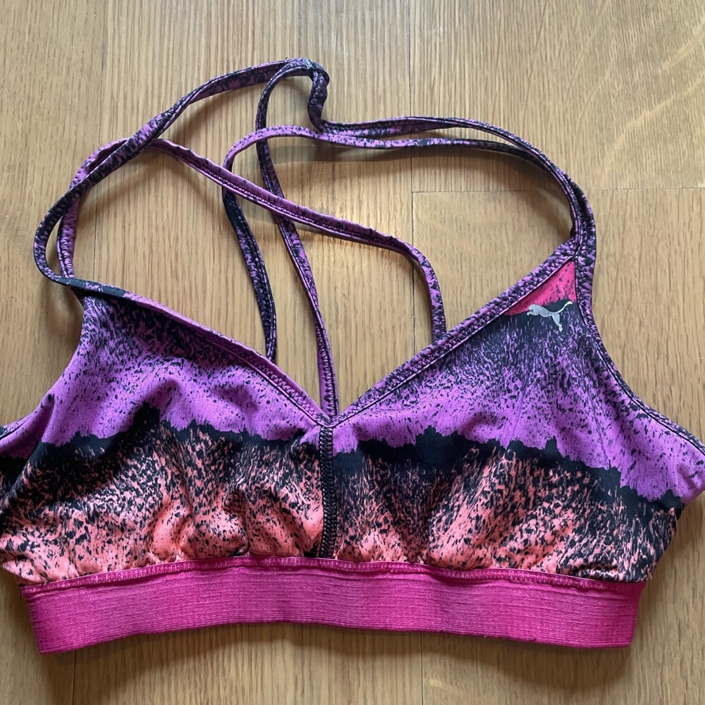 Puma sports bra size s